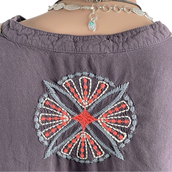 Luna Moon Anthropologie Embroidered Blouse Size Large Tunic Top Gray Boho - Picture 5 of 9